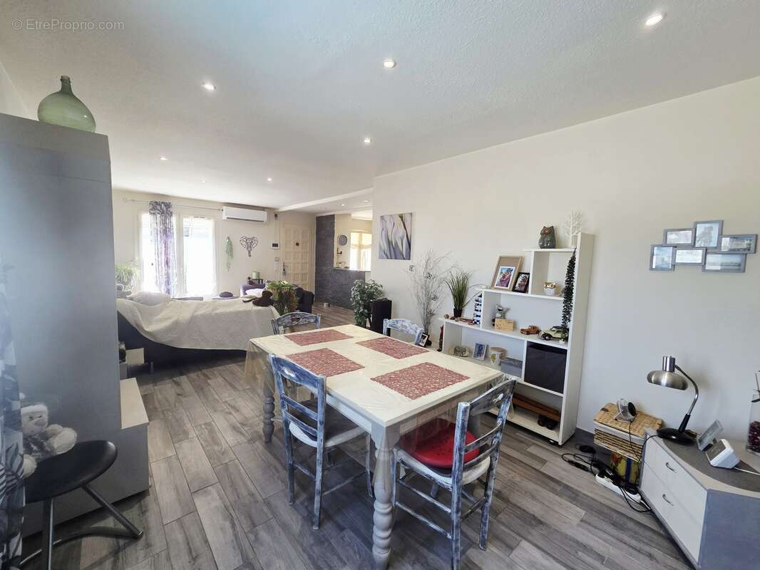 Maison à COLOMBIERS