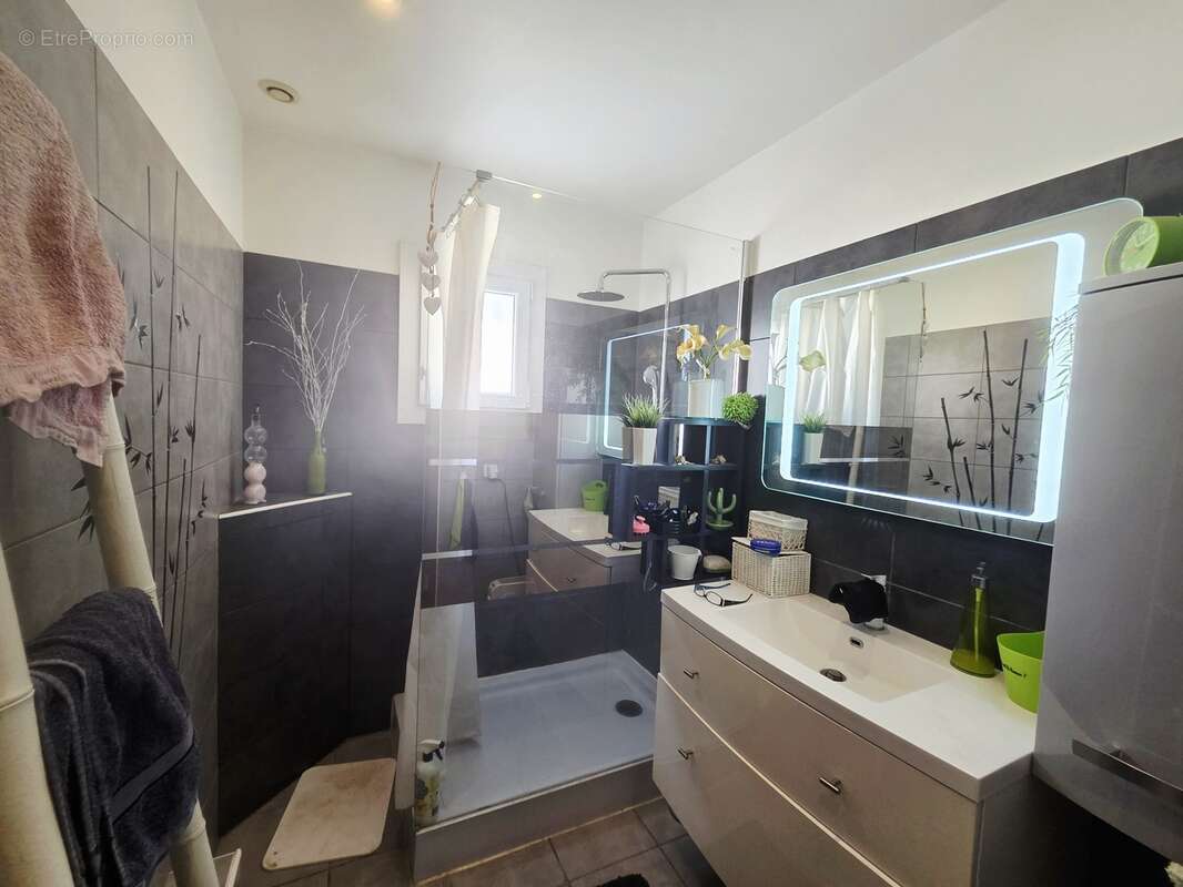 Maison à COLOMBIERS