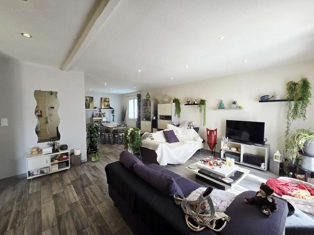 Maison à COLOMBIERS