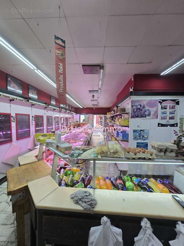 Commerce à MARSEILLE-1E