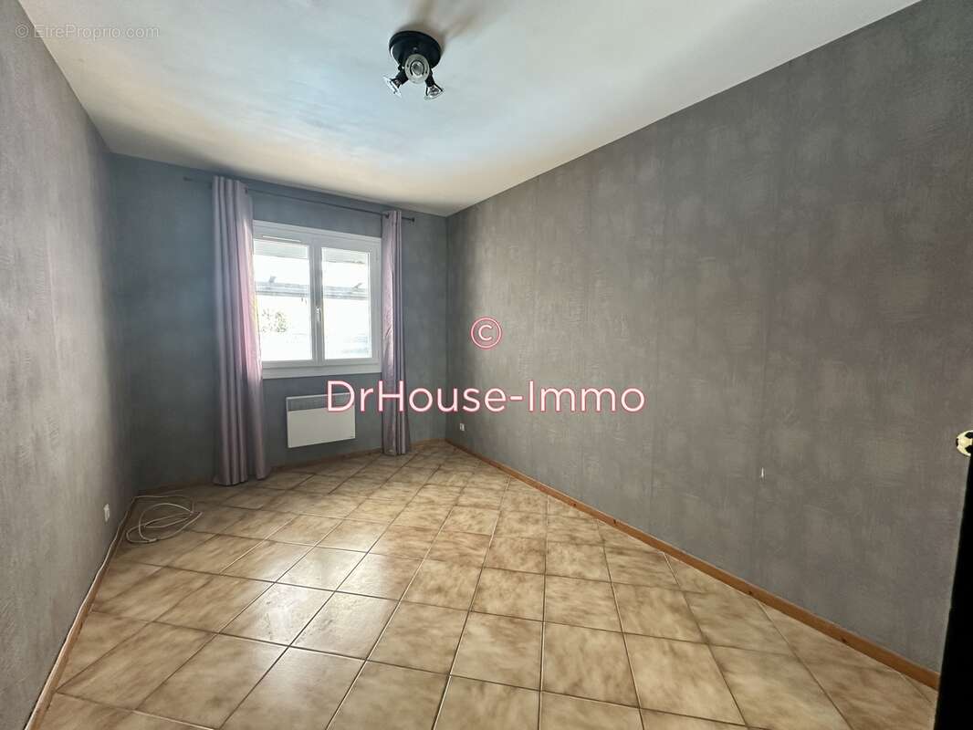 Maison à MONTVENDRE