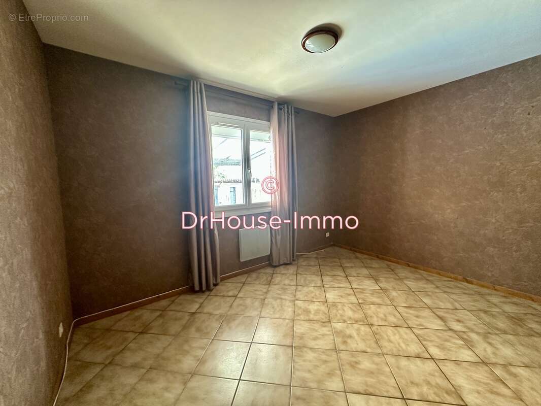 Maison à MONTVENDRE