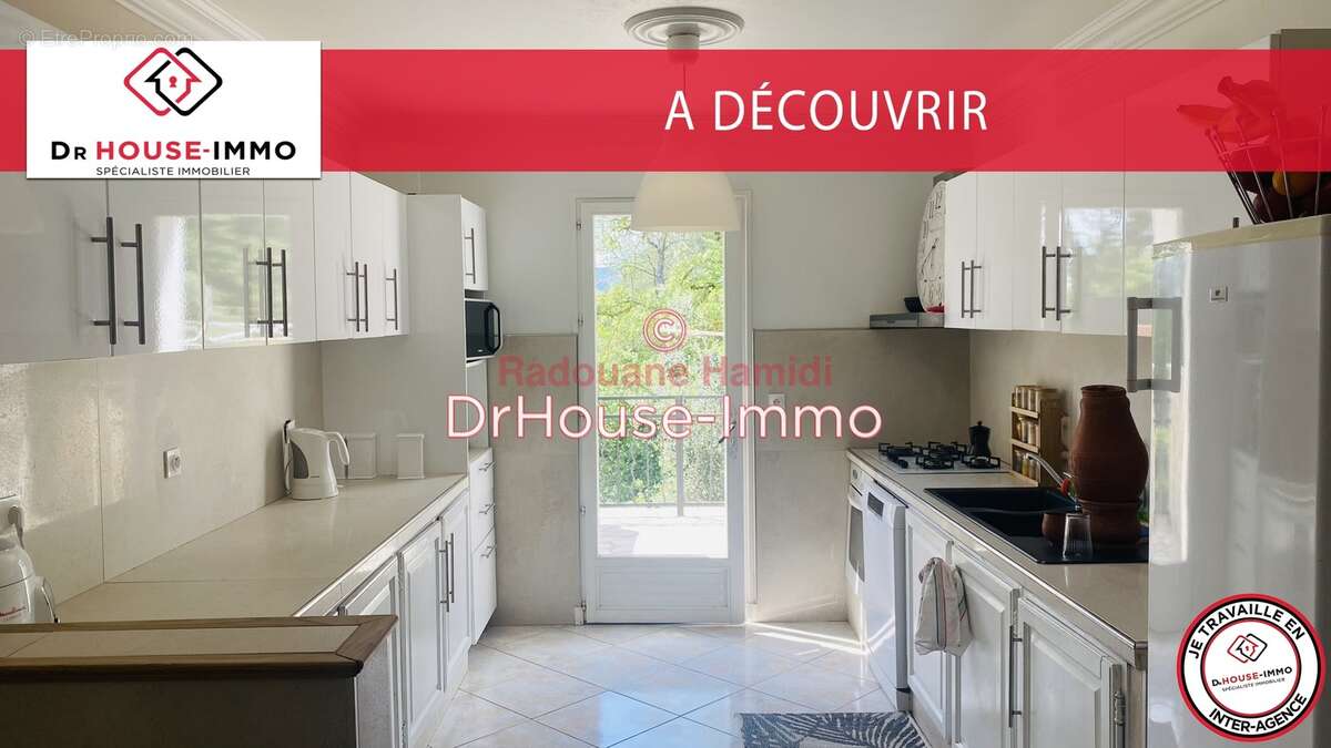 Maison à TOURRETTES