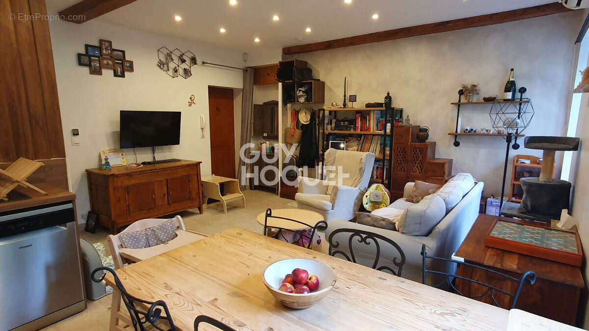 Appartement à OULLINS