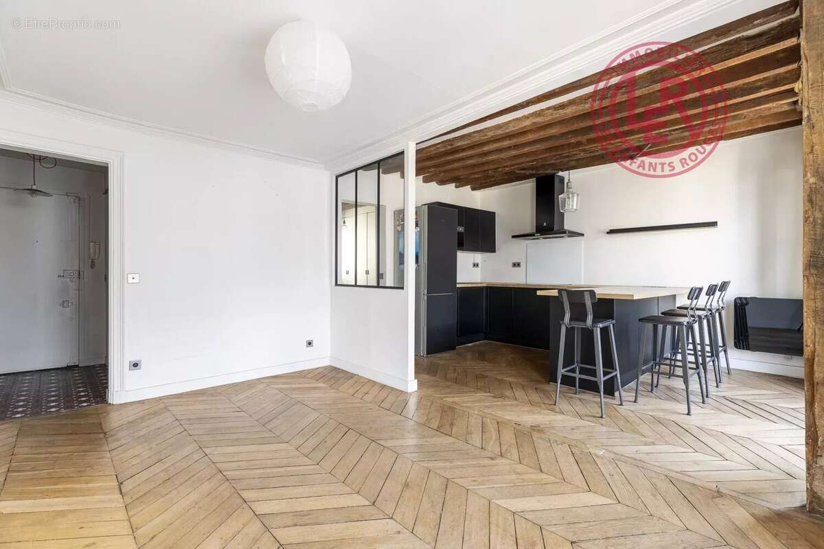 Appartement à PARIS-4E