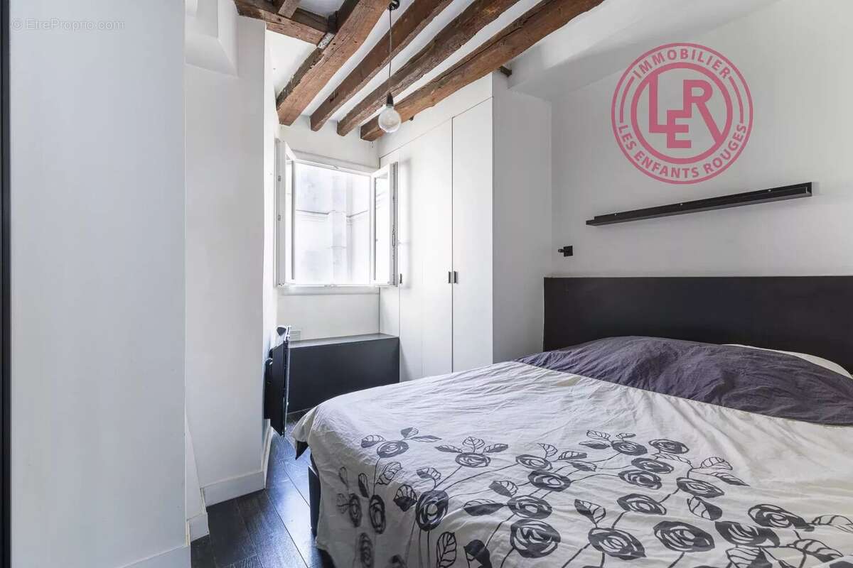 Appartement à PARIS-4E