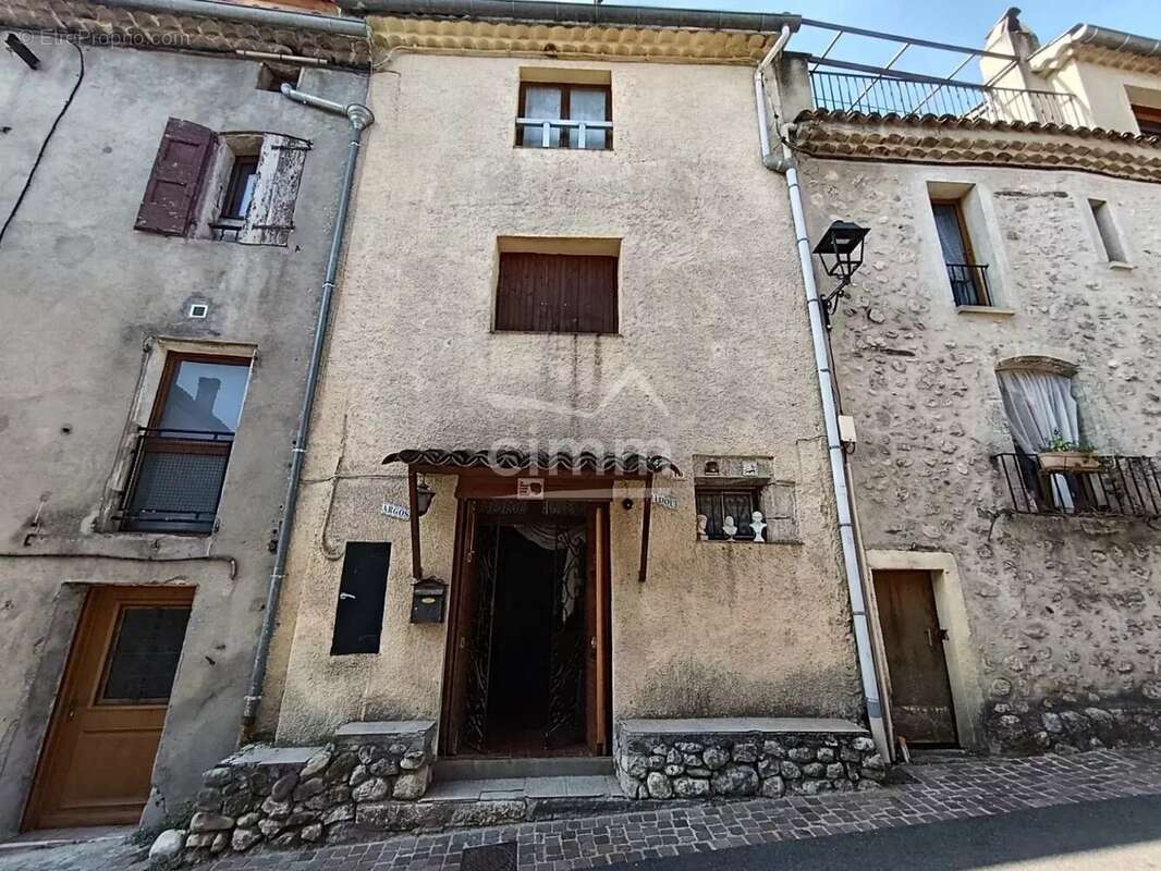 Maison à BARRET-SUR-MEOUGE