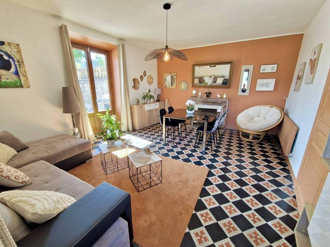 Maison à LA RAVOIRE