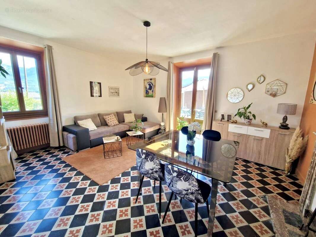 Maison à LA RAVOIRE