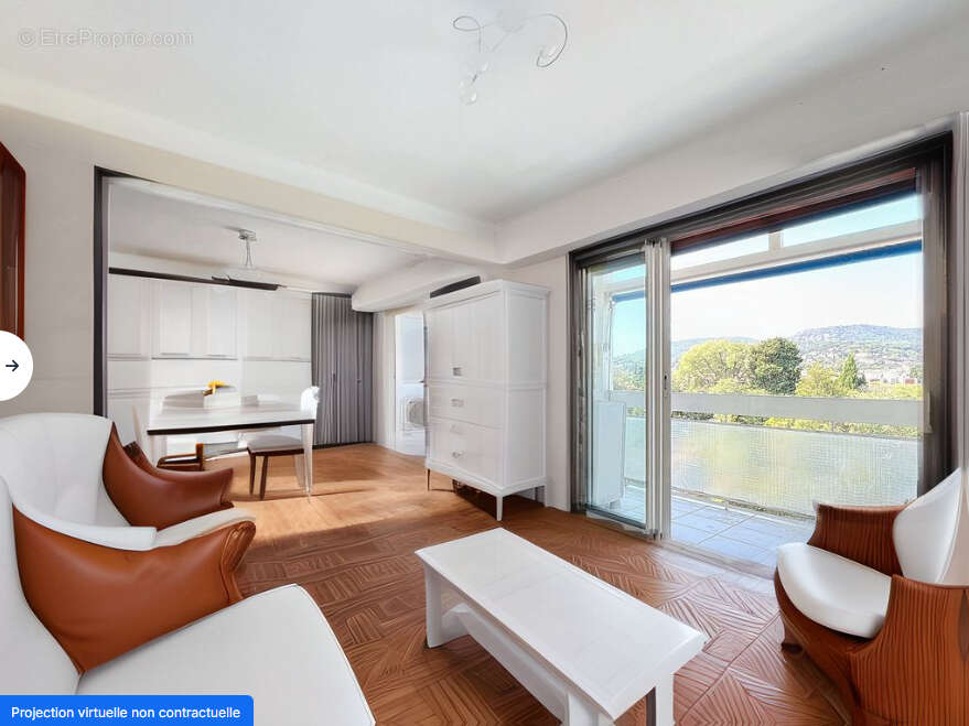 Appartement à HYERES