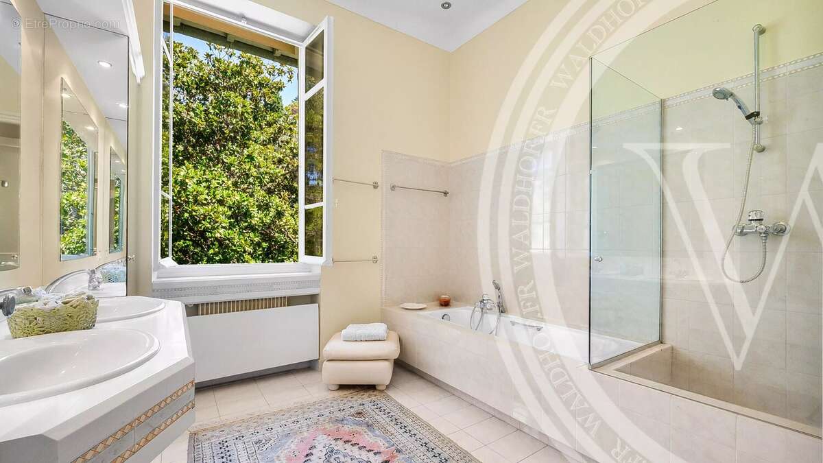 Maison à SAINT-JEAN-CAP-FERRAT