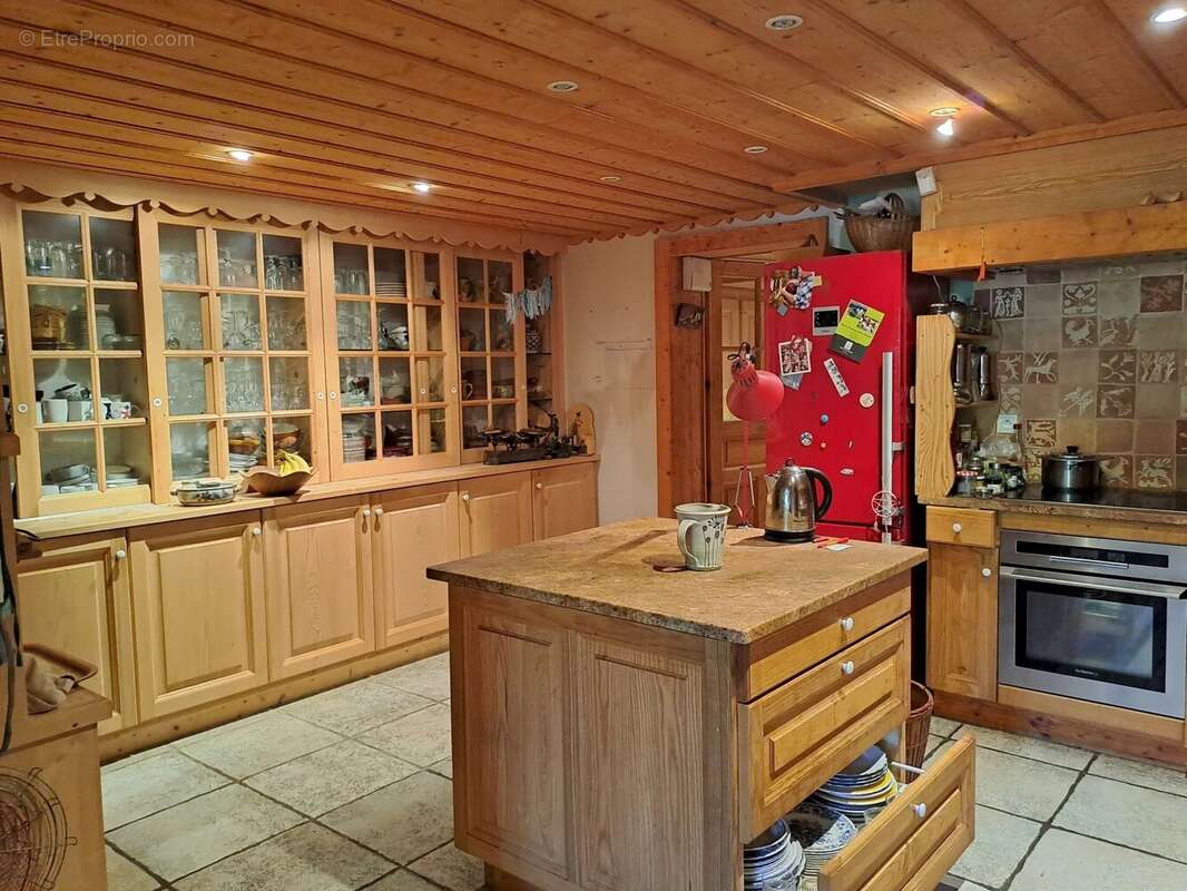 Maison à LES MOUSSIERES