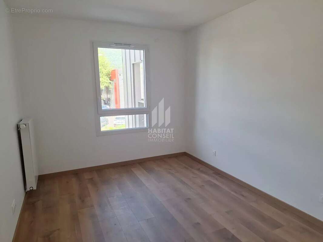 Appartement à CROLLES