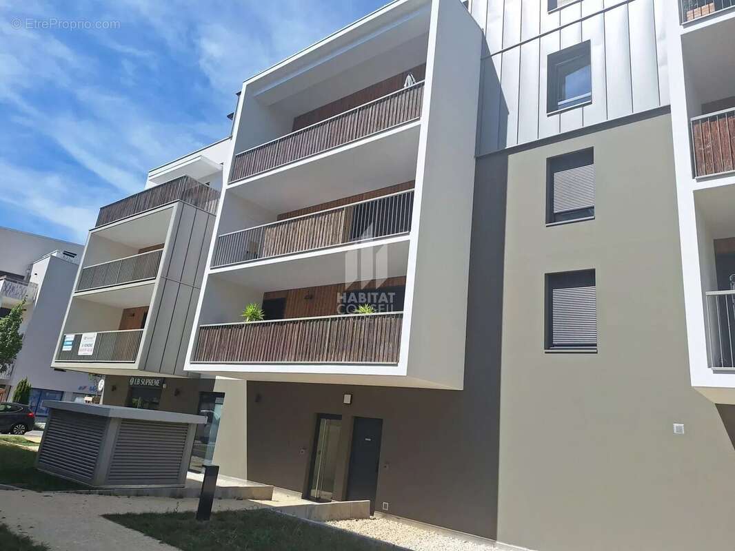 Appartement à CROLLES