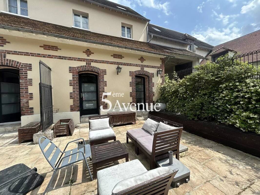 Appartement à BOISSY-SAINT-LEGER