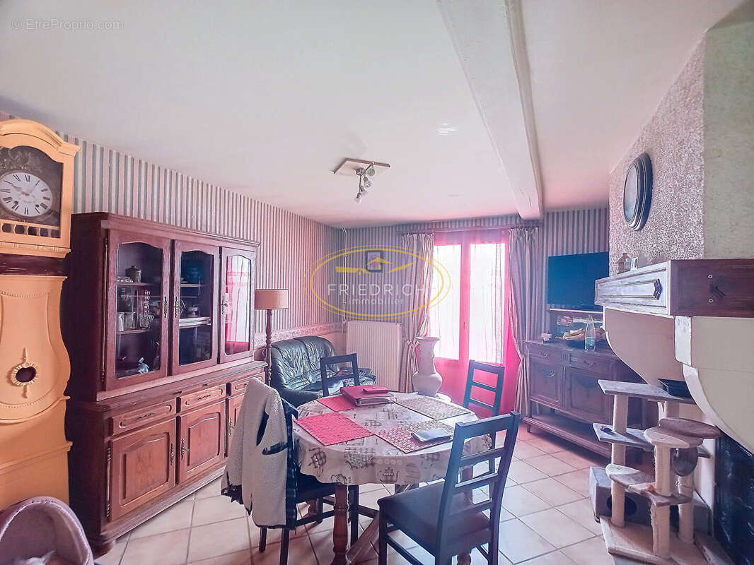 Maison à REVIGNY-SUR-ORNAIN