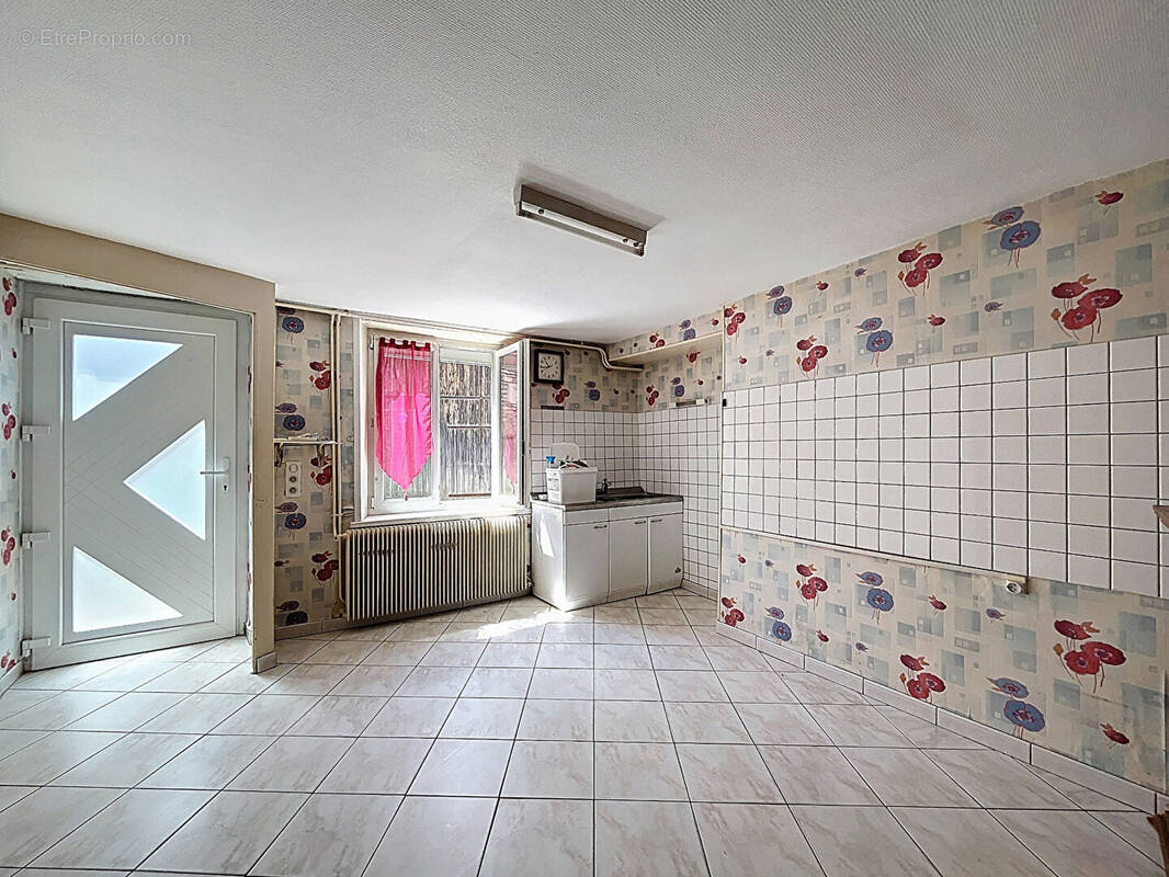 Maison à SORCY-SAINT-MARTIN