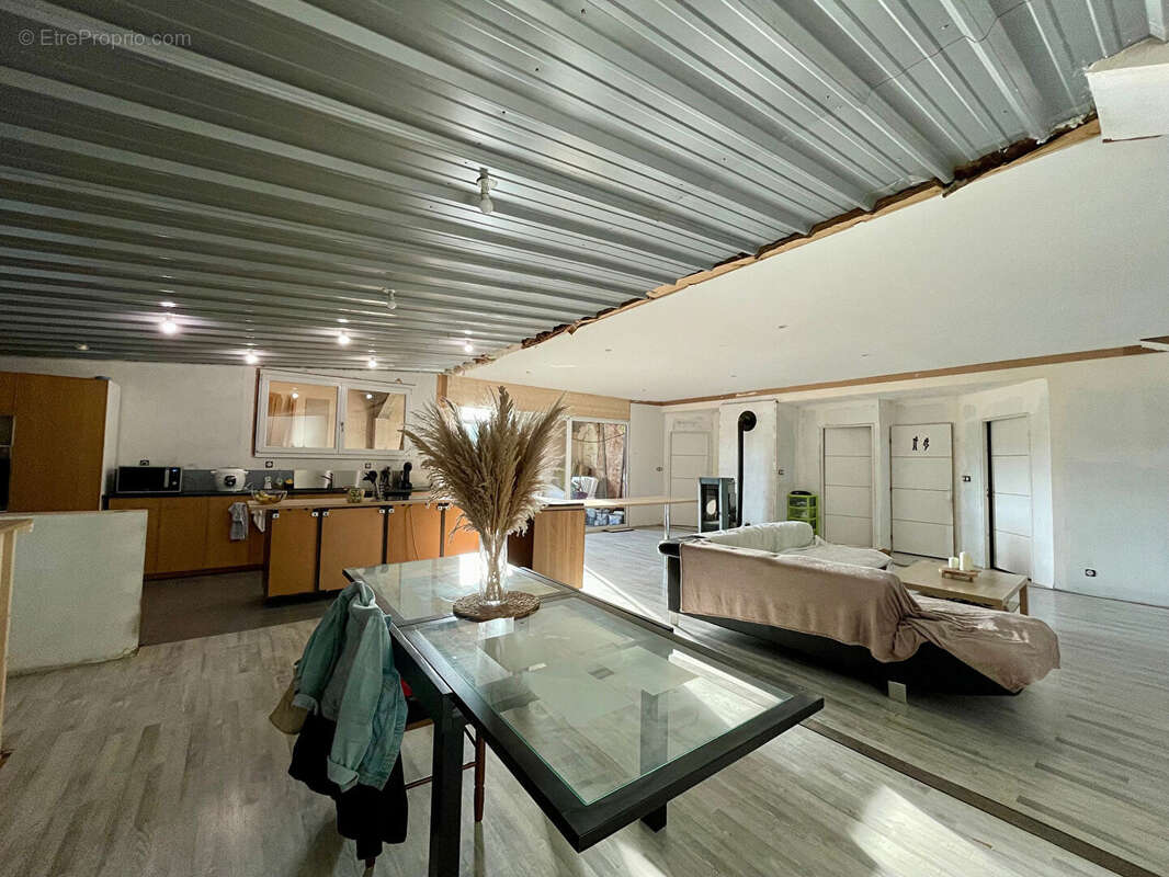 Commerce à NANCOIS-SUR-ORNAIN