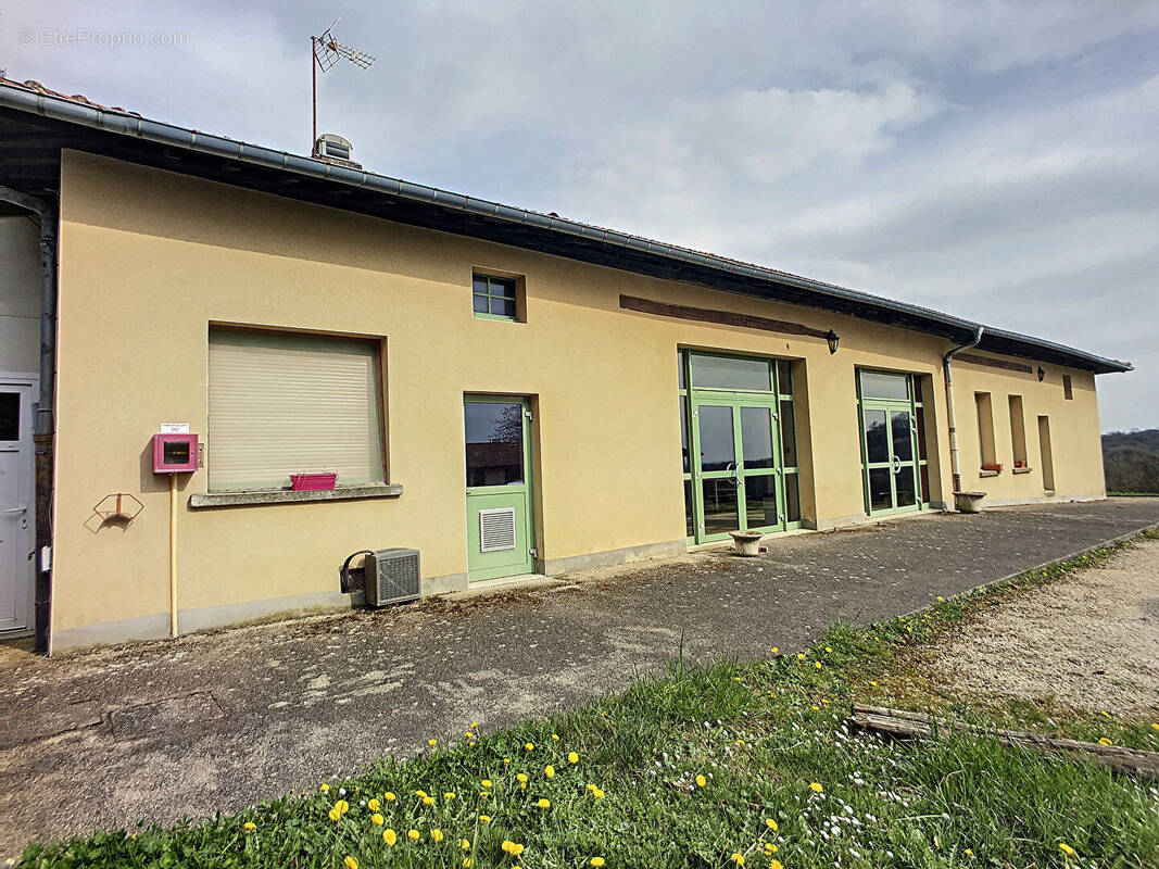 Appartement à BEAULIEU-EN-ARGONNE