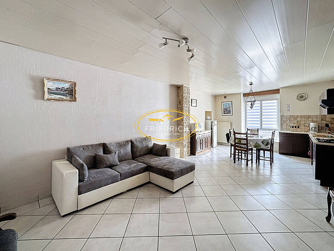 Maison à TRONVILLE-EN-BARROIS