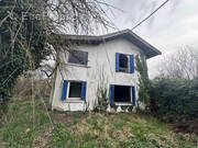 Maison à COMBLES-EN-BARROIS