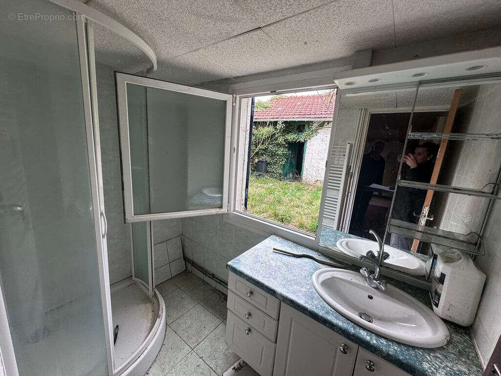 Maison à COMBLES-EN-BARROIS