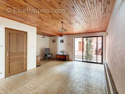 Maison à VIGNEULLES-LES-HATTONCHATEL