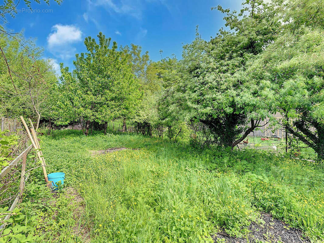 Maison à VIGNEULLES-LES-HATTONCHATEL