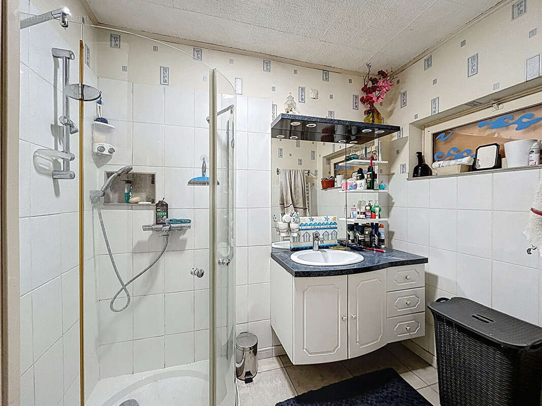 Maison à GONDRECOURT-LE-CHATEAU