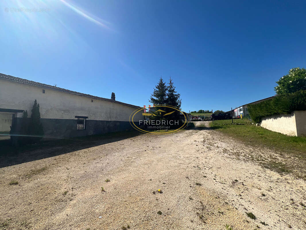 Commerce à SAINT-MIHIEL