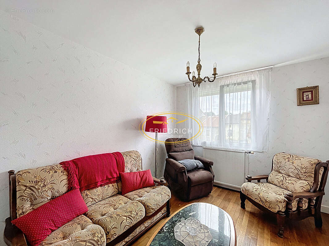 Maison à BIENCOURT-SUR-ORGE