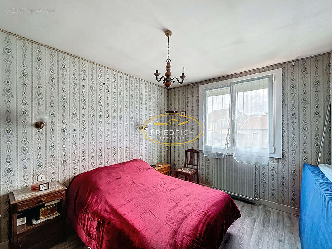 Maison à BIENCOURT-SUR-ORGE