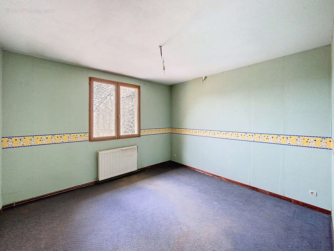 Maison à GIRAUVOISIN