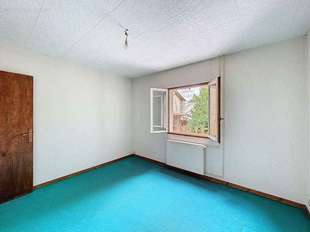 Maison à GIRAUVOISIN