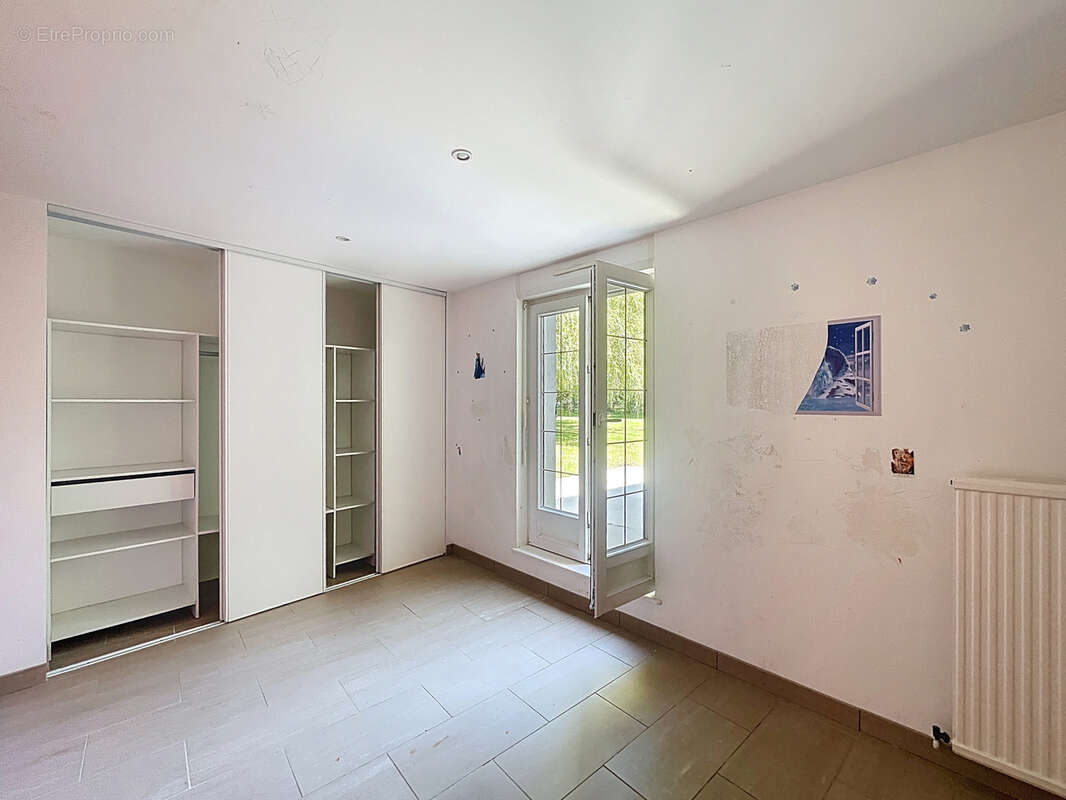 Maison à HEVILLIERS