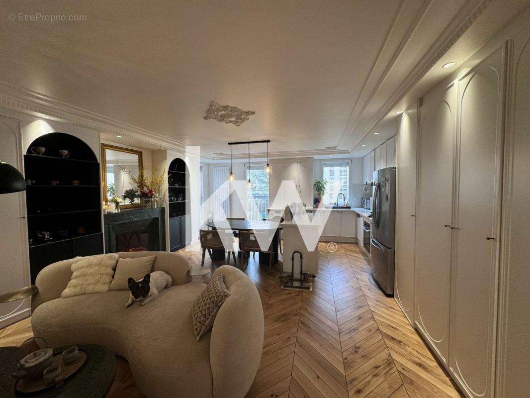 Appartement à PARIS