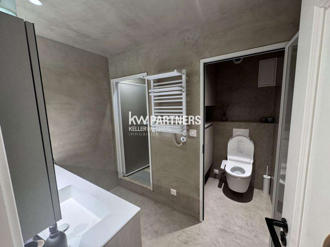 Appartement à PARIS