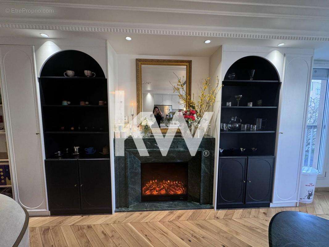 Appartement à PARIS