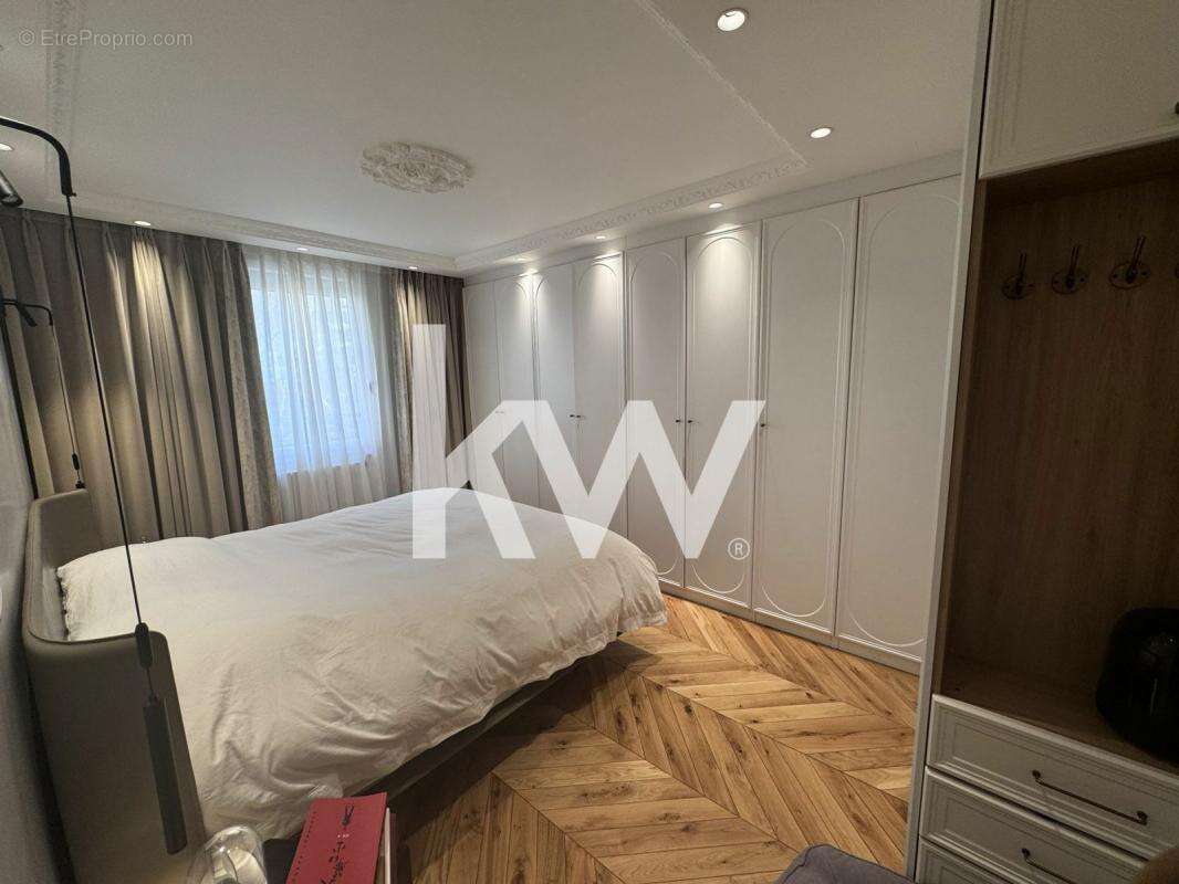 Appartement à PARIS