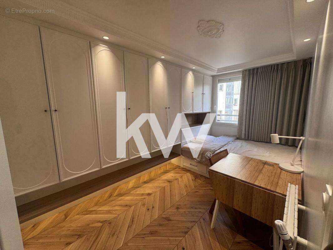 Appartement à PARIS