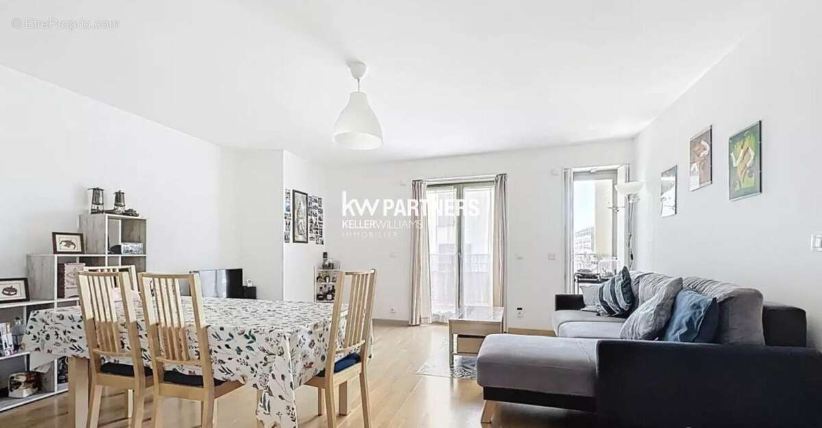 Appartement à NANTERRE