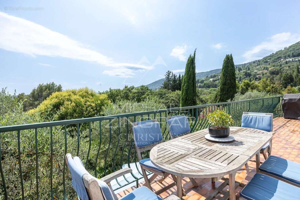 Maison à PEYMEINADE