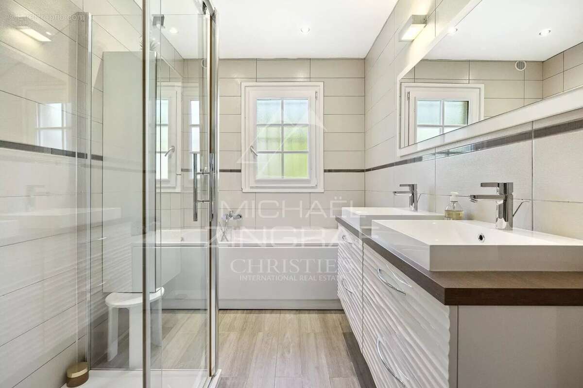 Maison à PEYMEINADE