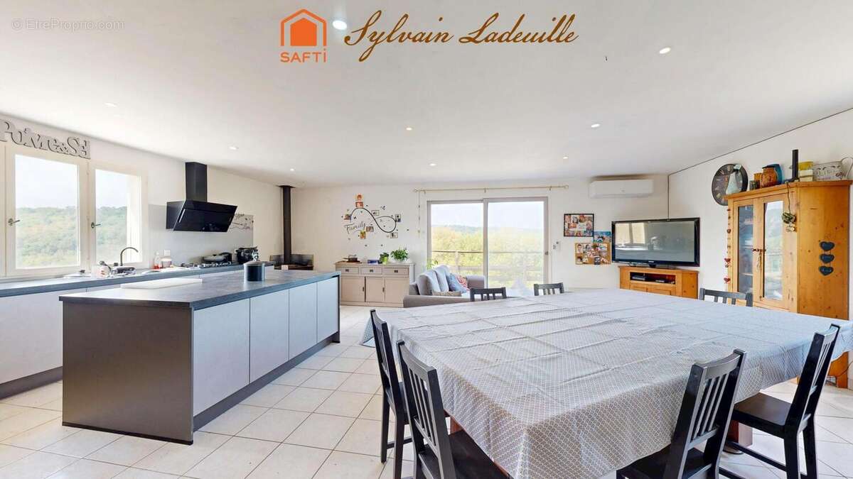 Photo 2 - Maison à JOURNIAC