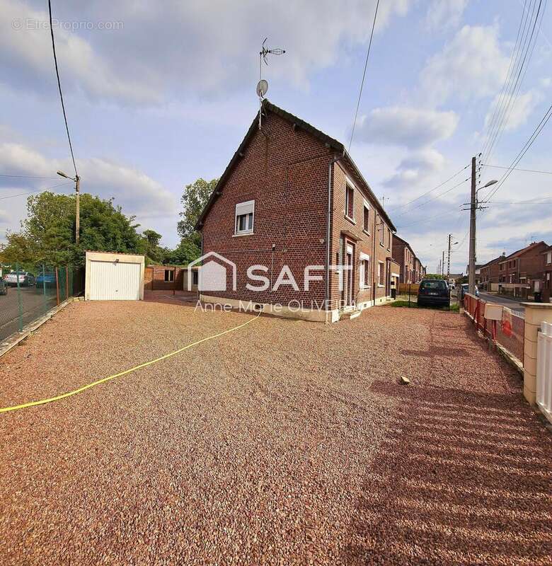 Photo 2 - Maison à MUILLE-VILLETTE