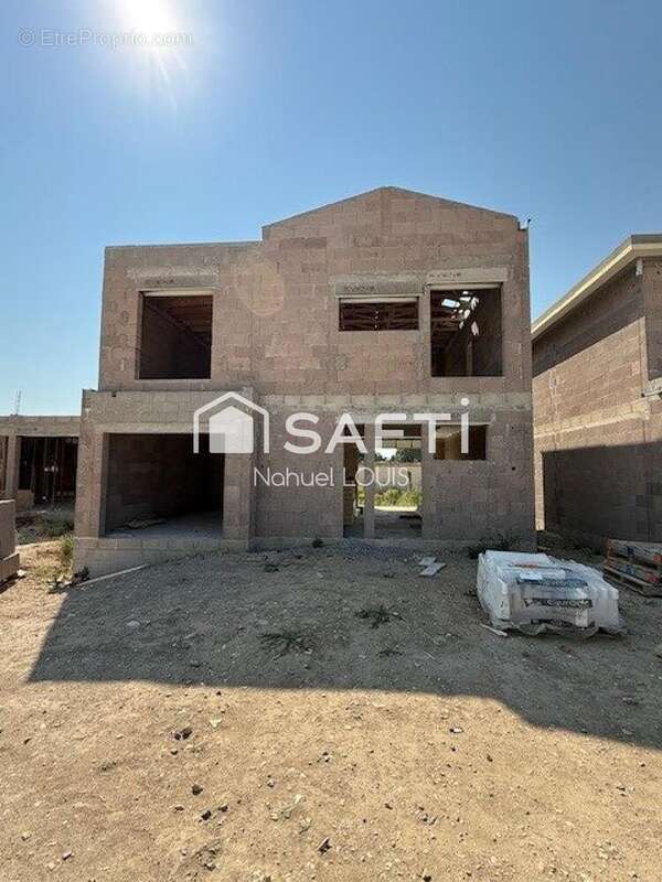 Photo 3 - Maison à SENAS