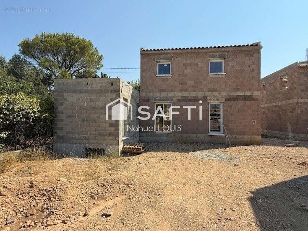 Photo 3 - Maison à SENAS