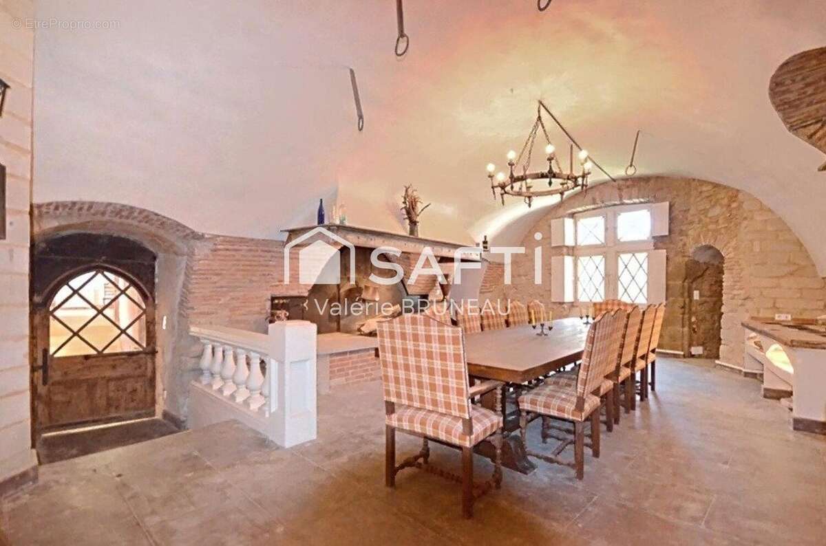 Photo 9 - Autre à CASTRES