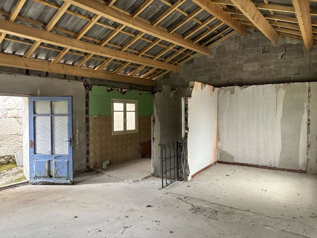 Maison à TOUFFAILLES