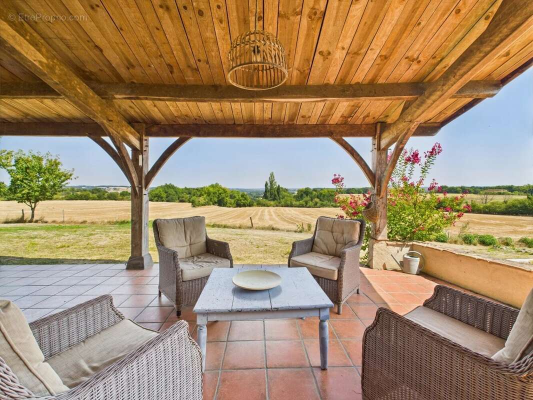 Maison à MONFLANQUIN